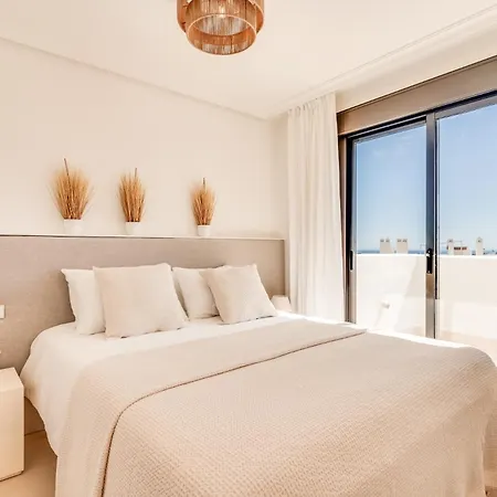 Renovated - With Sea View! Appartement *