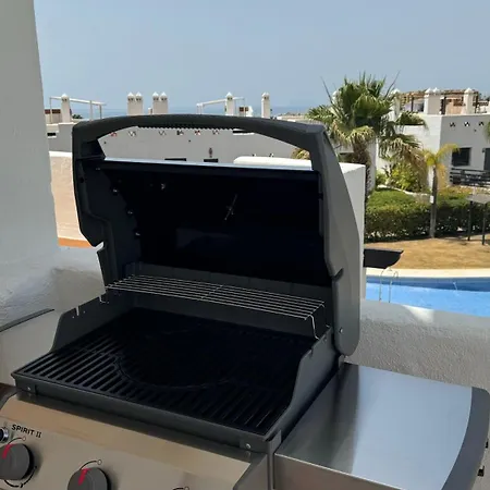 Renovated - With Sea View! Appartement *
