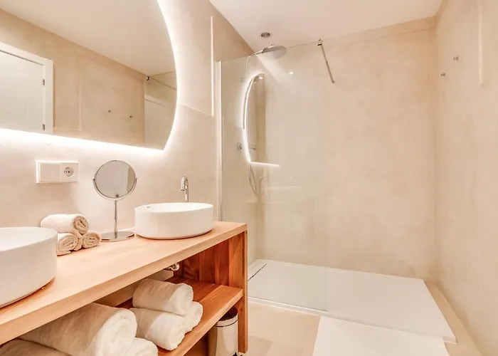 Renovated - With Sea View! Appartement