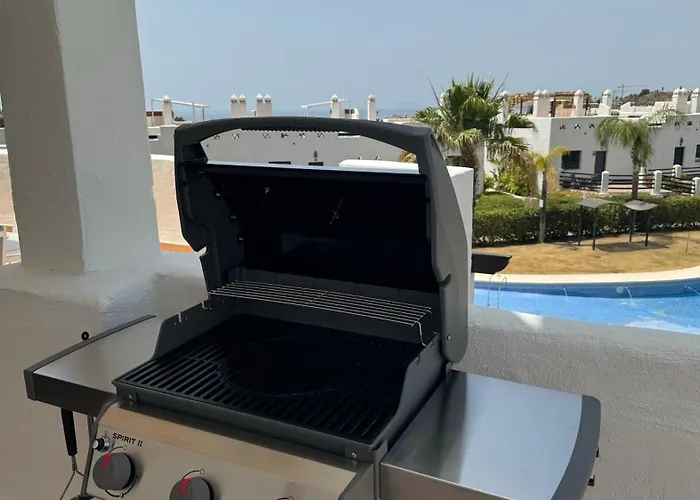 Renovated - With Sea View! Appartement *